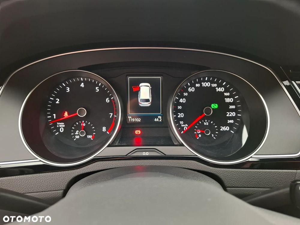 Volkswagen Passat Variant 1.5 TSI EVO Elegance DSG - 20