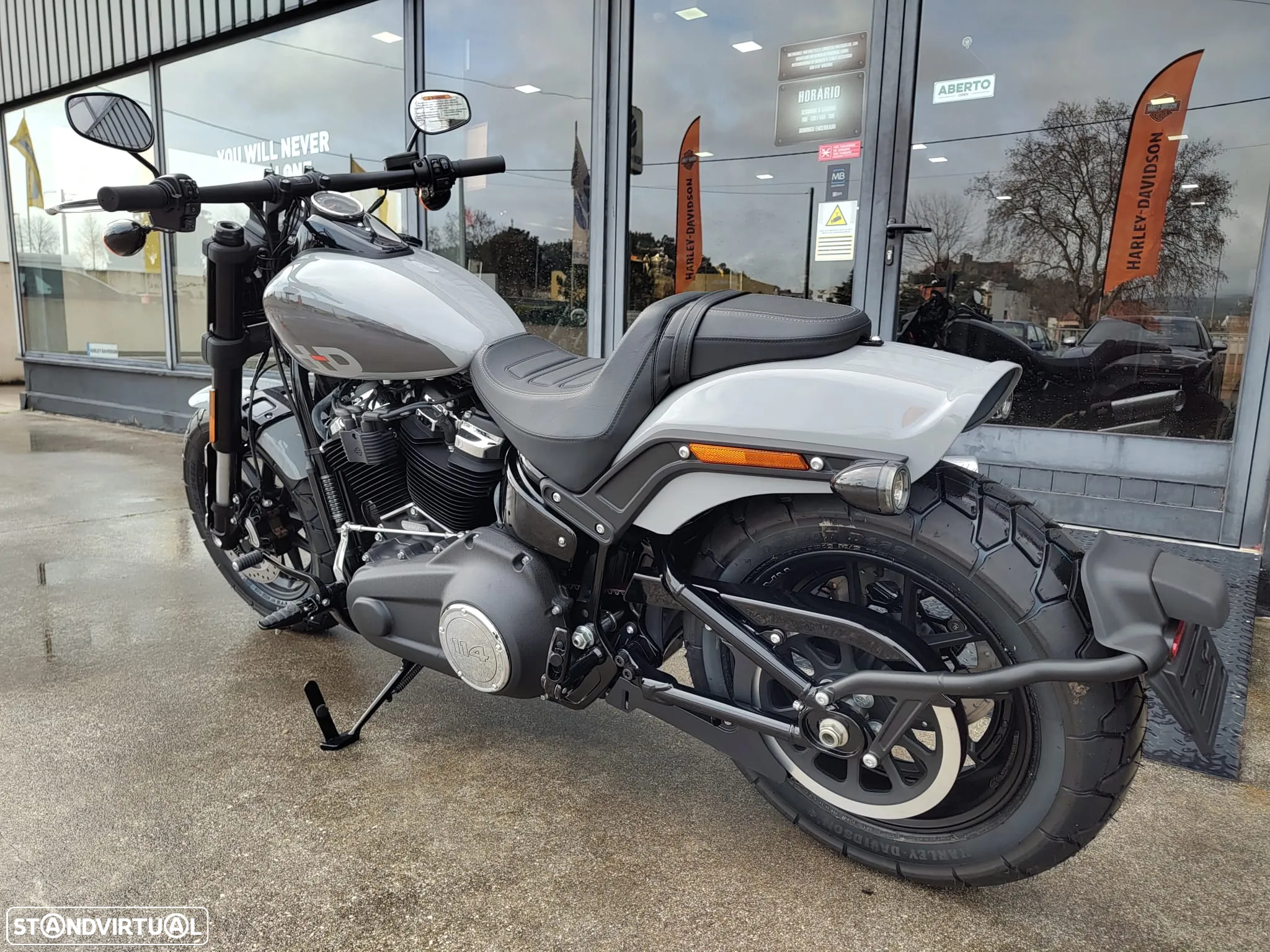 Harley-Davidson Softail Fat Bob - 12