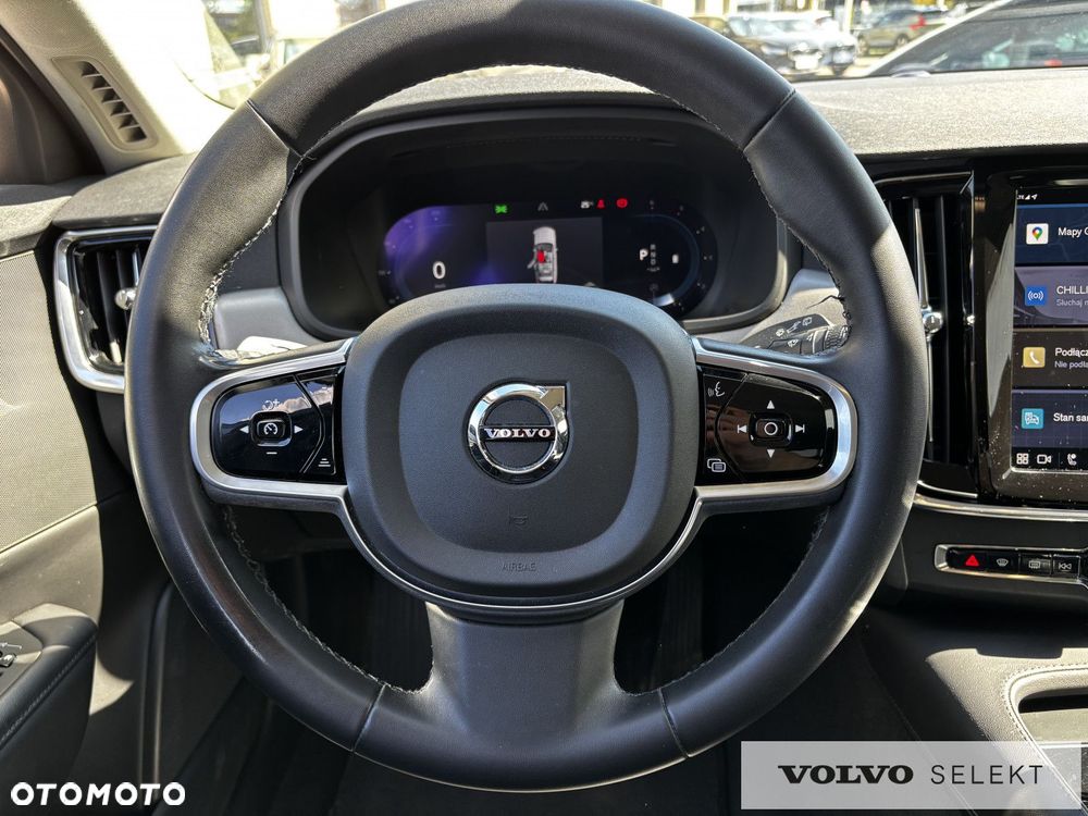 Volvo V90 Cross Country - 20