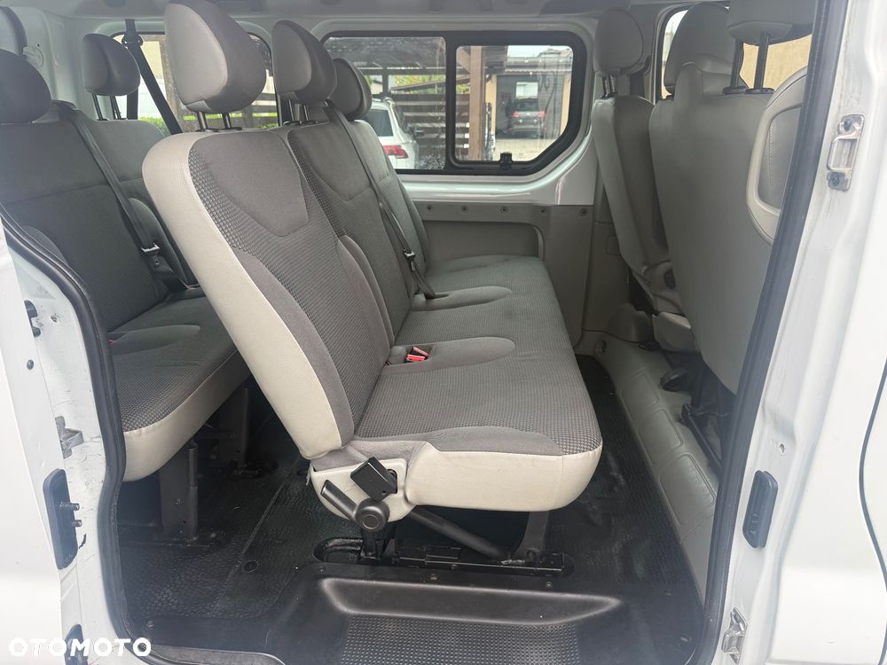 Opel Vivaro - 17