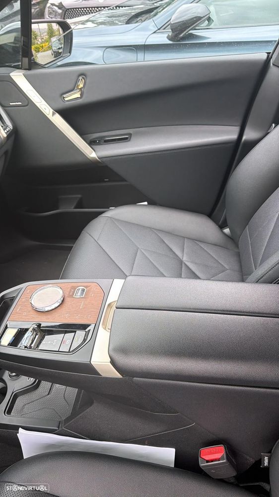 BMW iX xDrive 40 Pack Desportivo - 10