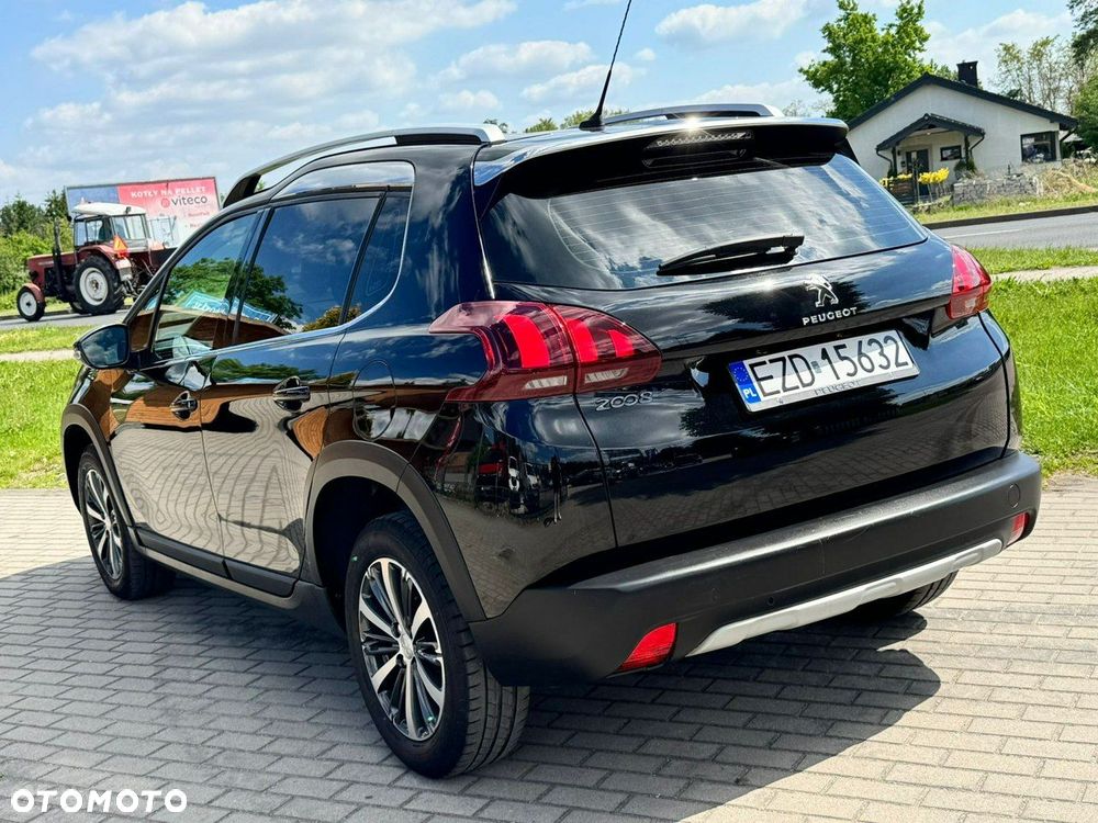 Peugeot 2008 PureTech 110 GPF Stop&Start EAT6 Allure - 4