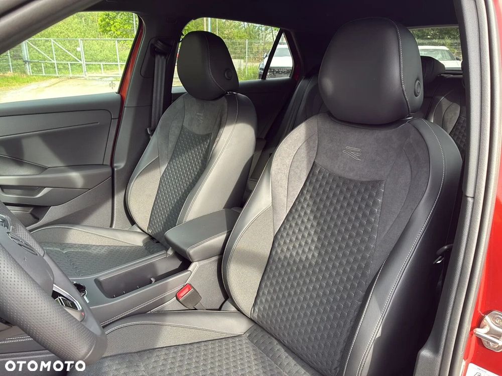 Volkswagen T-Roc - 6