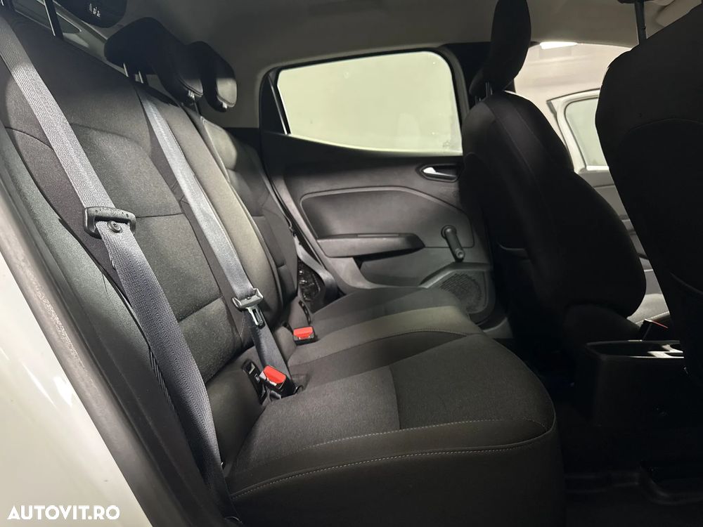 Renault Clio - 13