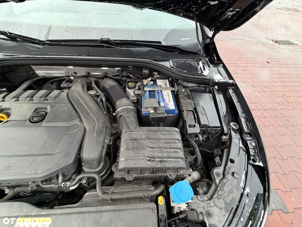 Volkswagen Golf - 18
