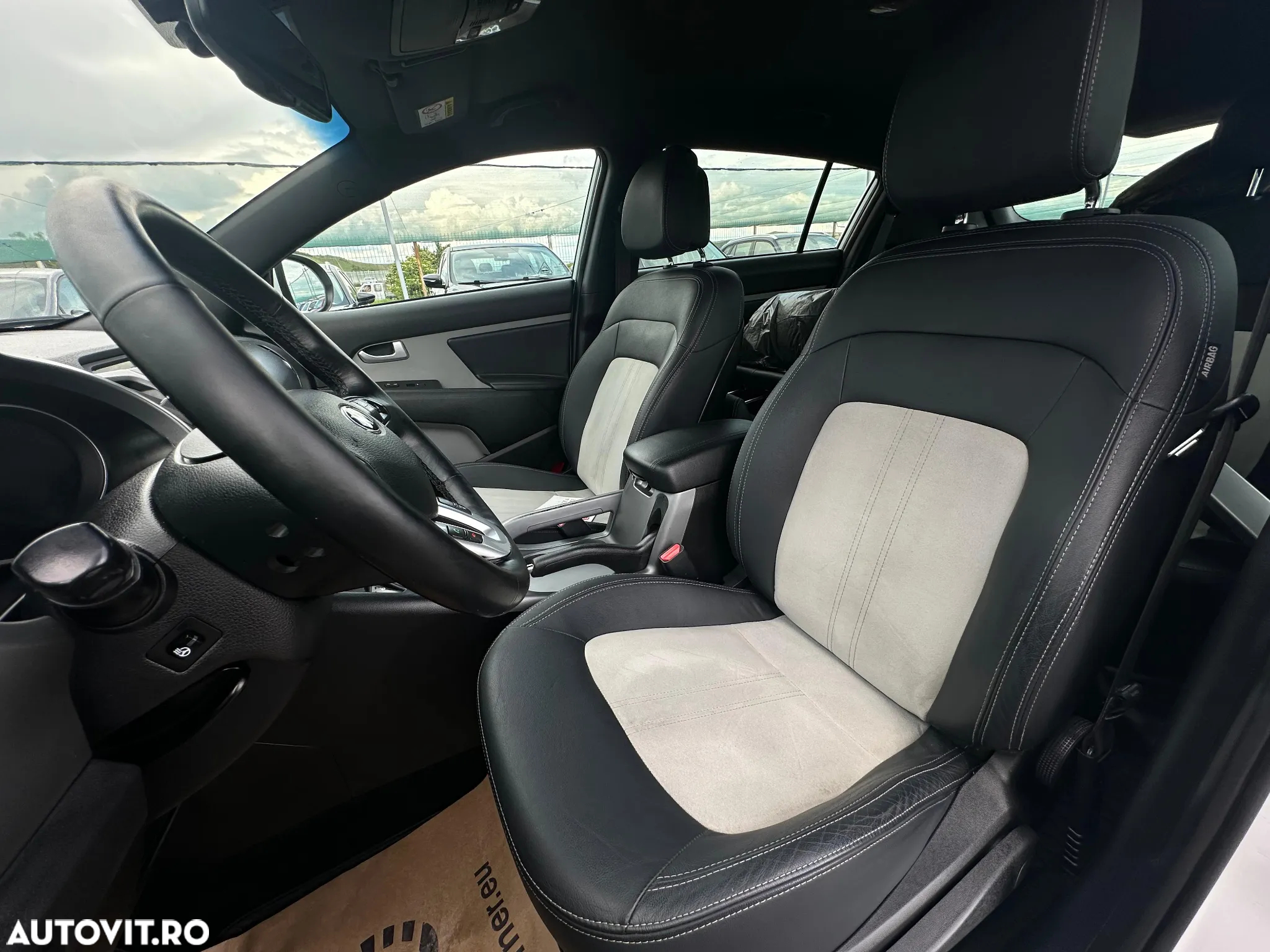 Kia Sportage 2.0 CRDI 4WD Automatik Vision - 9