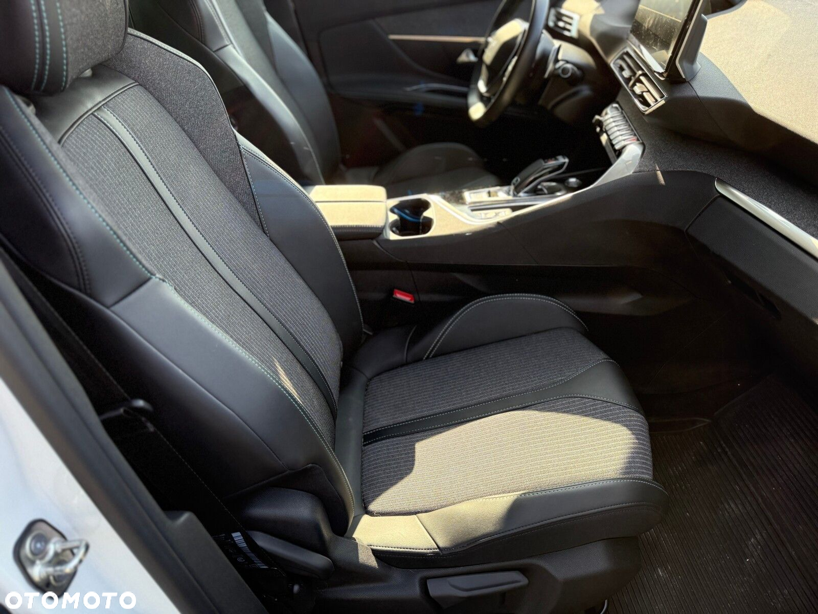 Peugeot 3008 - 18
