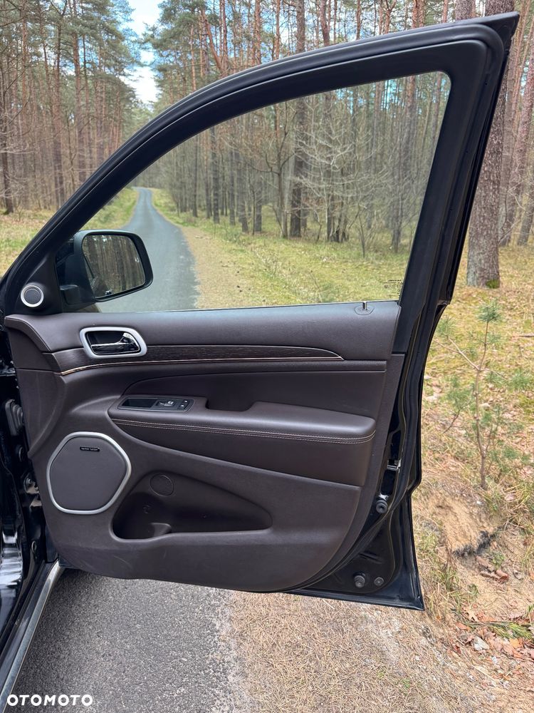 Jeep Grand Cherokee 3.0 CRD Overland Summit - 17