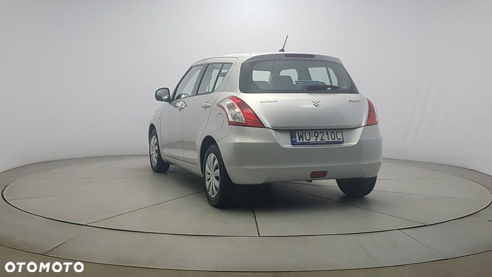 Suzuki Swift - 5
