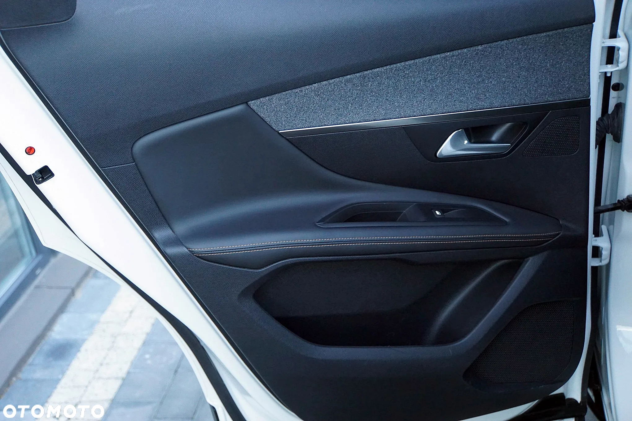 Peugeot 3008 HDi 150 Business-Line - 30