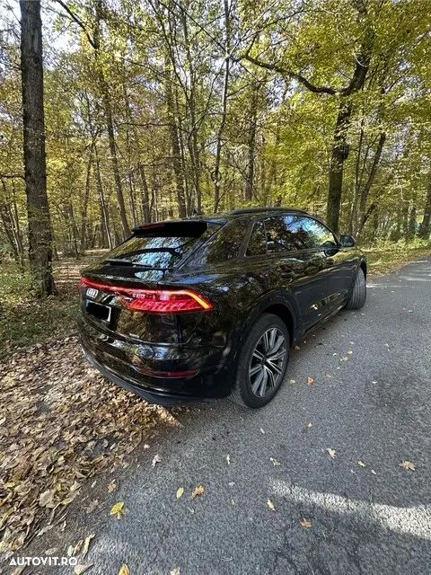 Audi Q8 - 11