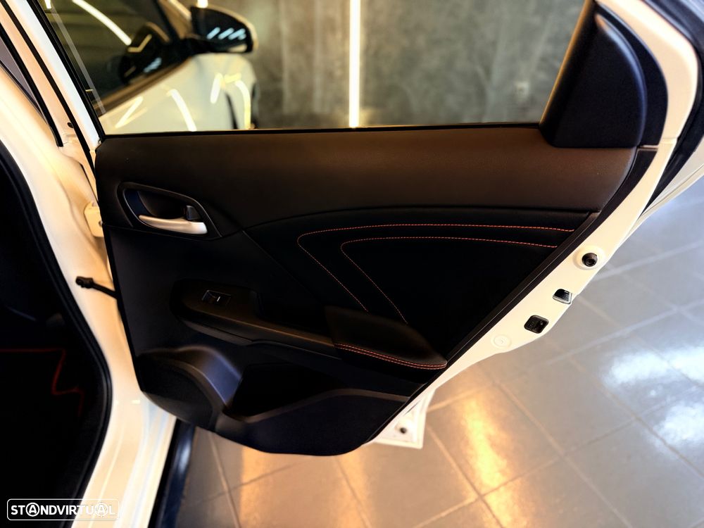 Honda Civic 2.0 VTEC Turbo Type R GT - 28