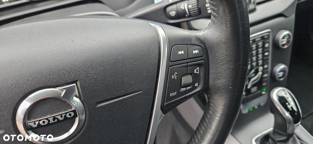 Volvo V40 D2 Geartronic - 29