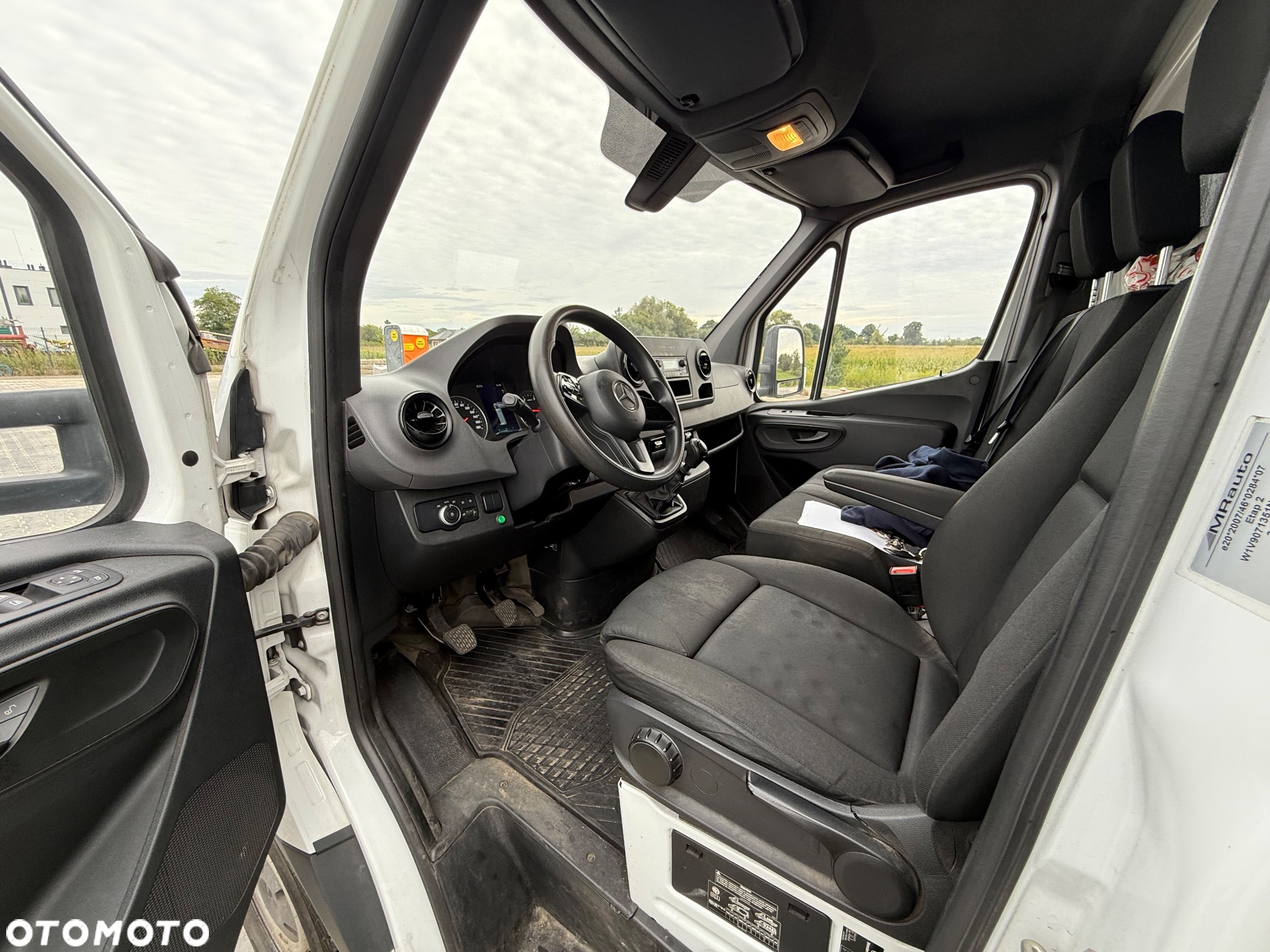 Mercedes-Benz Sprinter - 5