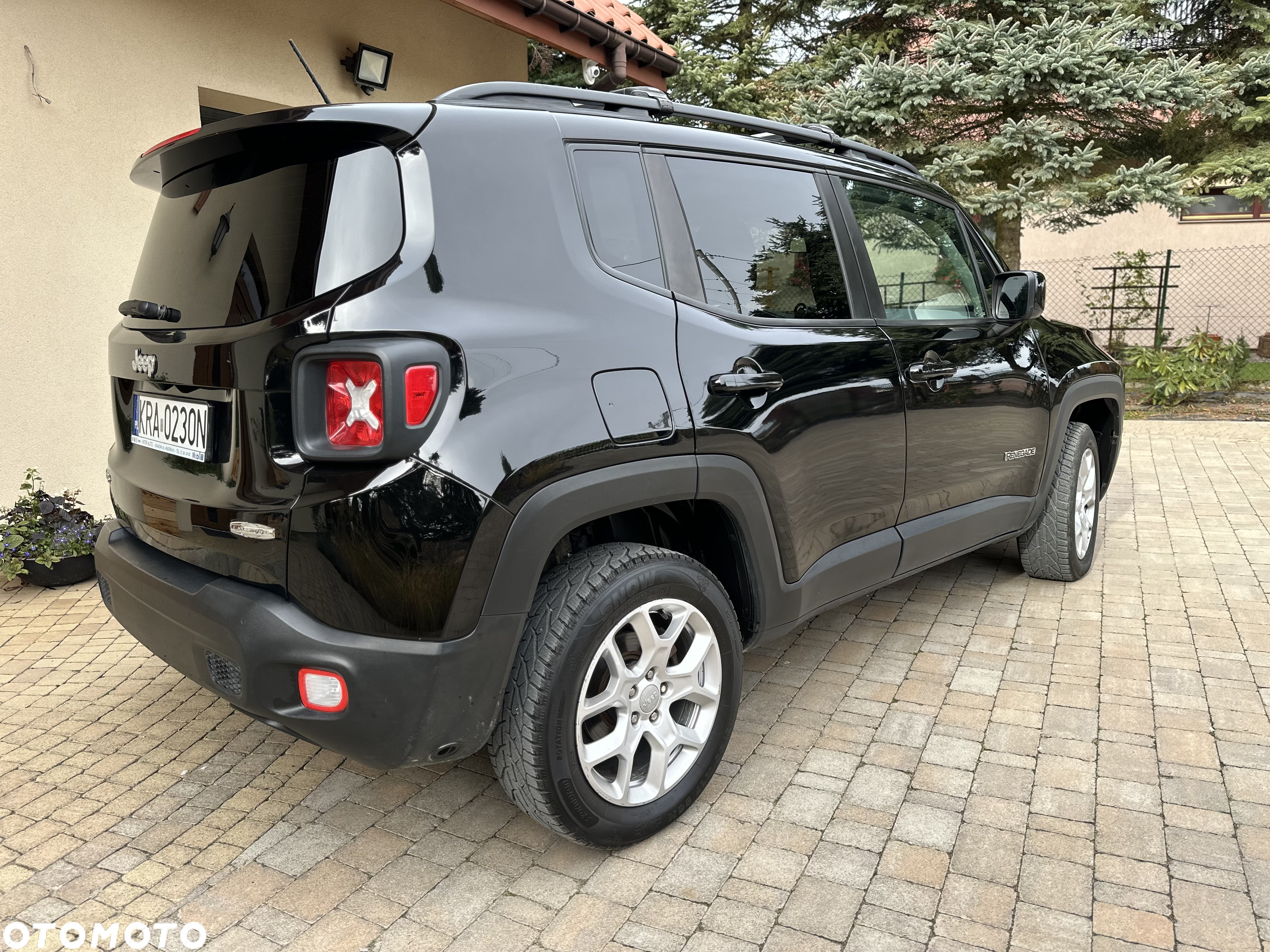 Jeep Renegade - 8