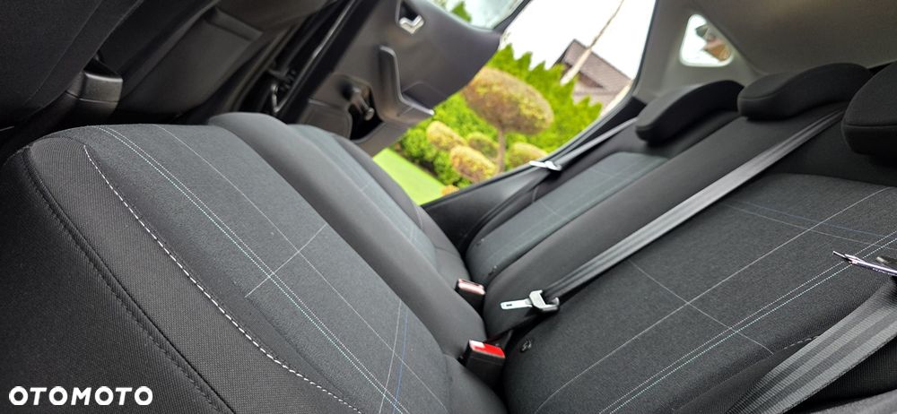 Ford Fiesta 1.1 Trend - 12
