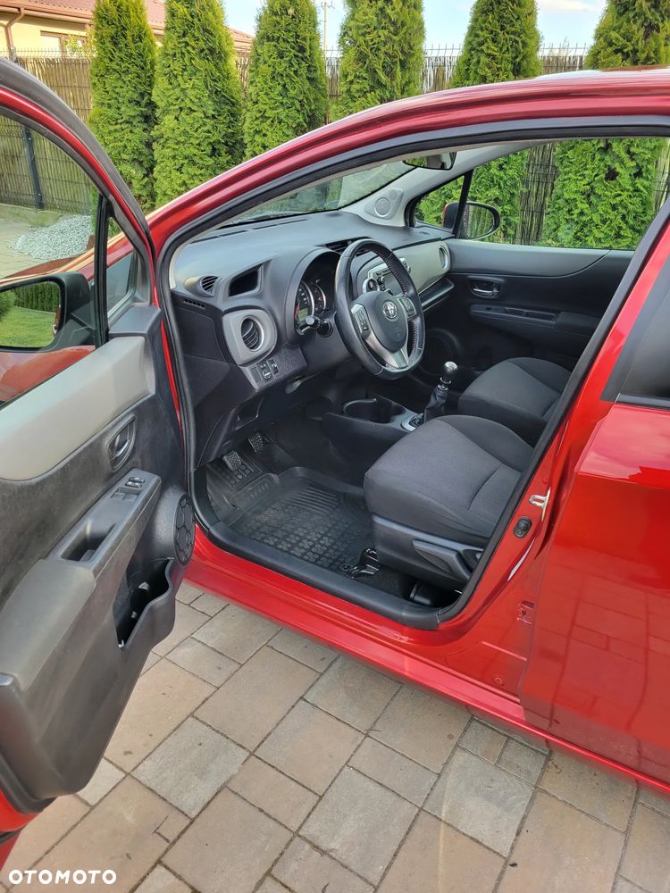 Toyota Yaris - 8