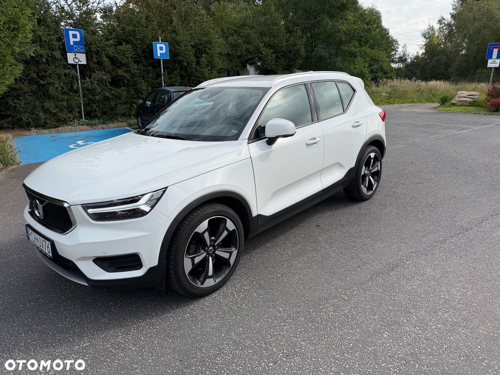 Volvo XC 40 D4 AWD Geartronic Momentum - 5
