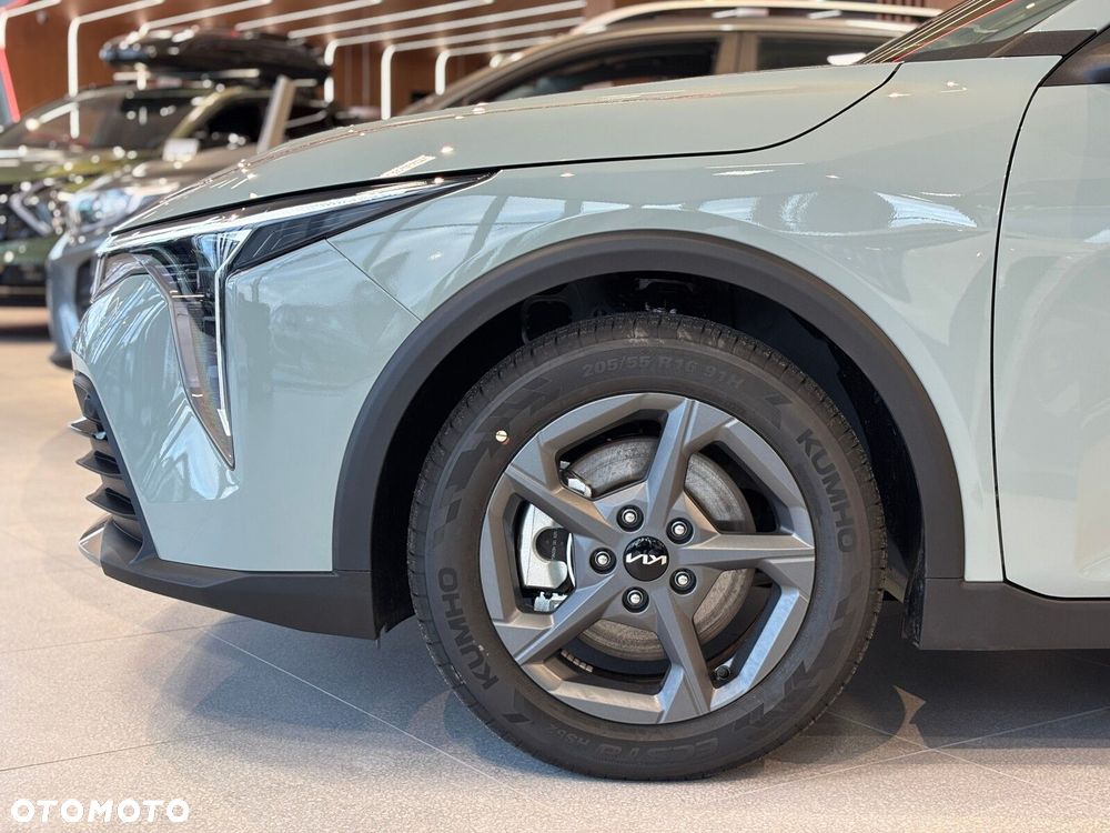 Kia K4 - 24