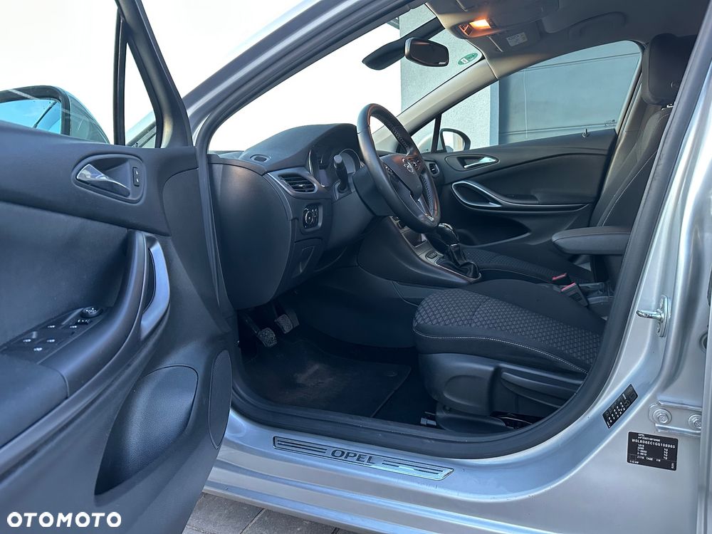 Opel Astra V 1.4 T Elite - 19