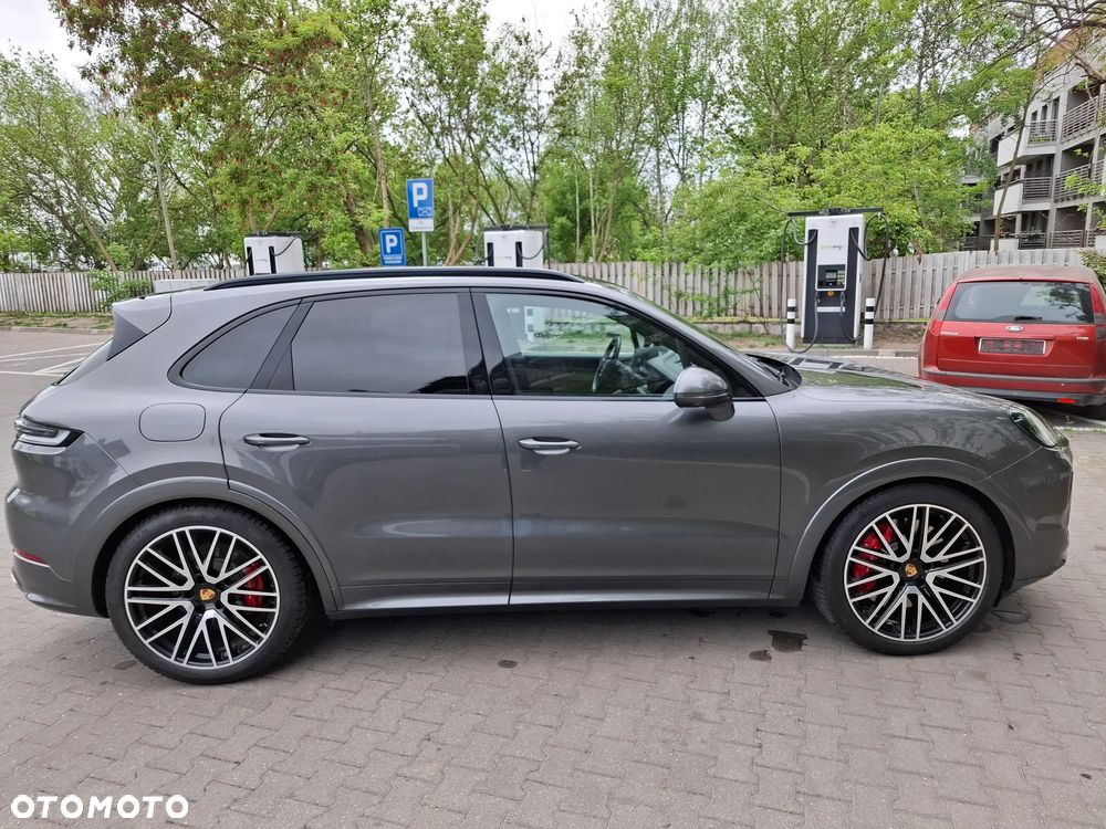 Porsche Cayenne - 3