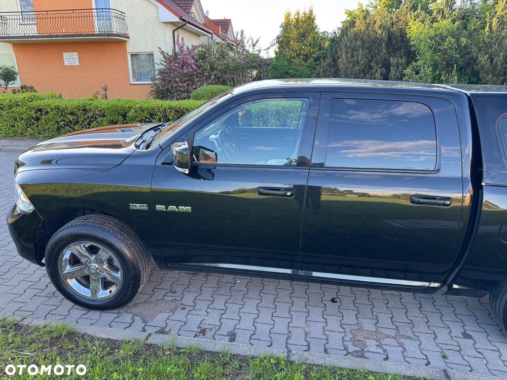 Dodge RAM 5.7 4x4 - 12