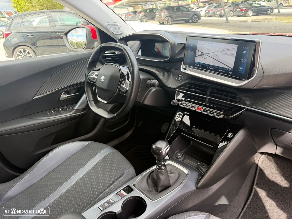 Peugeot 2008 1.2 PureTech Allure - 10