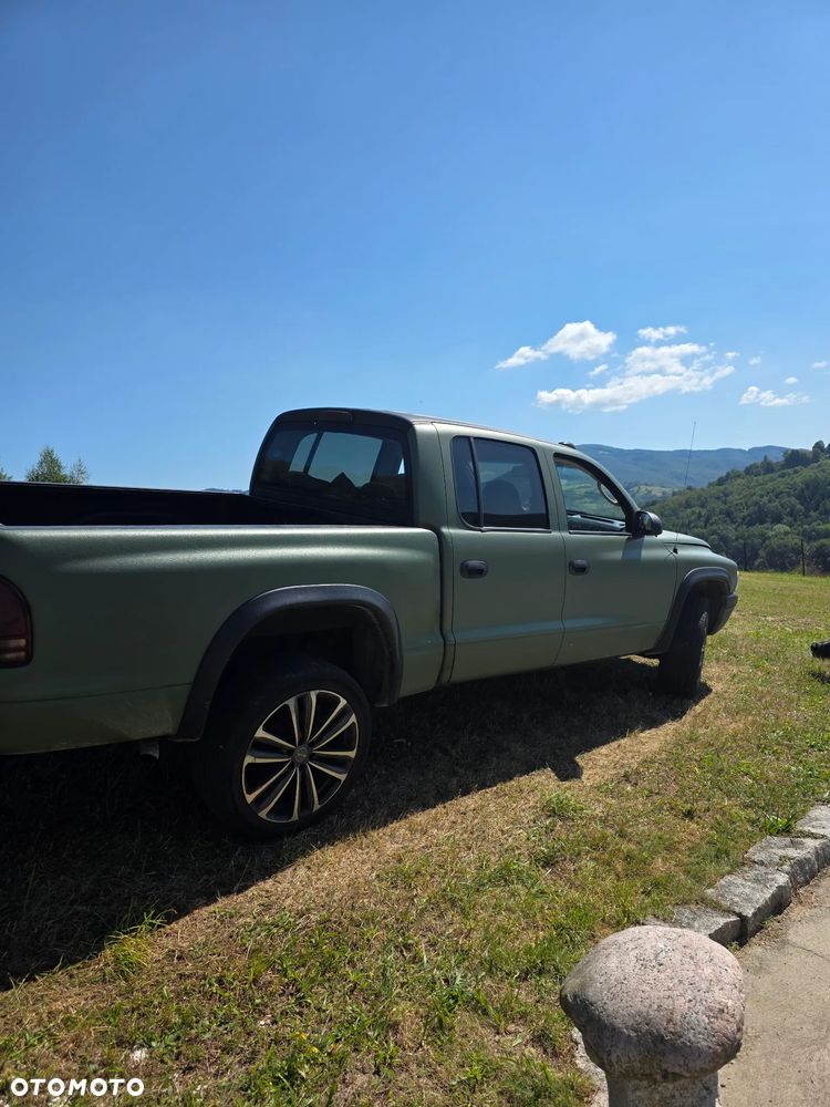 Dodge Dakota - 3