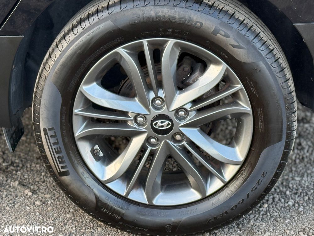 Hyundai ix35 blue 1.6 2WD Finale Gold - 24