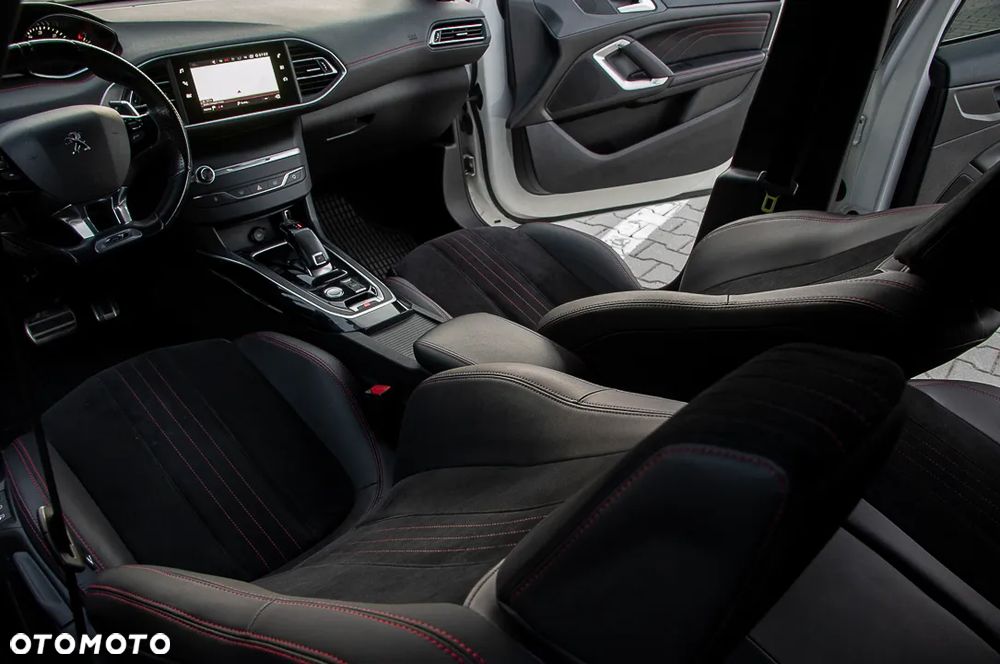 Peugeot 308 - 22