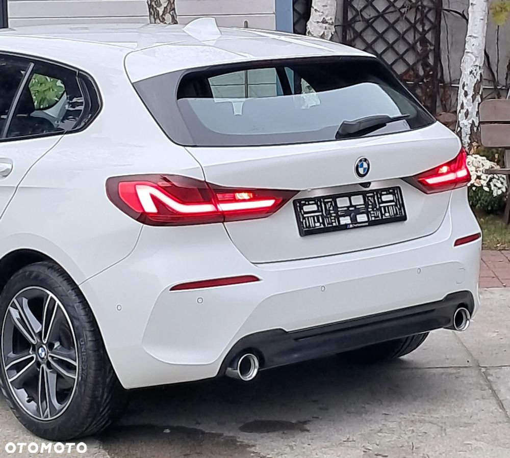 BMW Seria 1 118d ColorVision Edition sport - 17