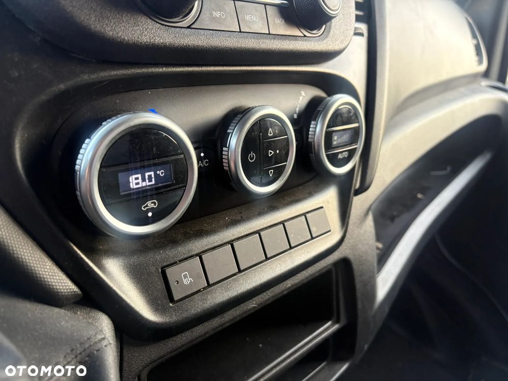 Iveco Daily 35S18 - 13