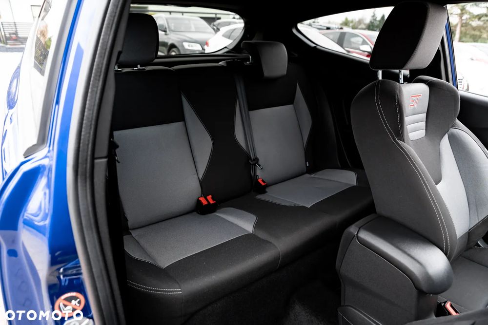 Ford Fiesta 1.6 EcoBoost ST - 28