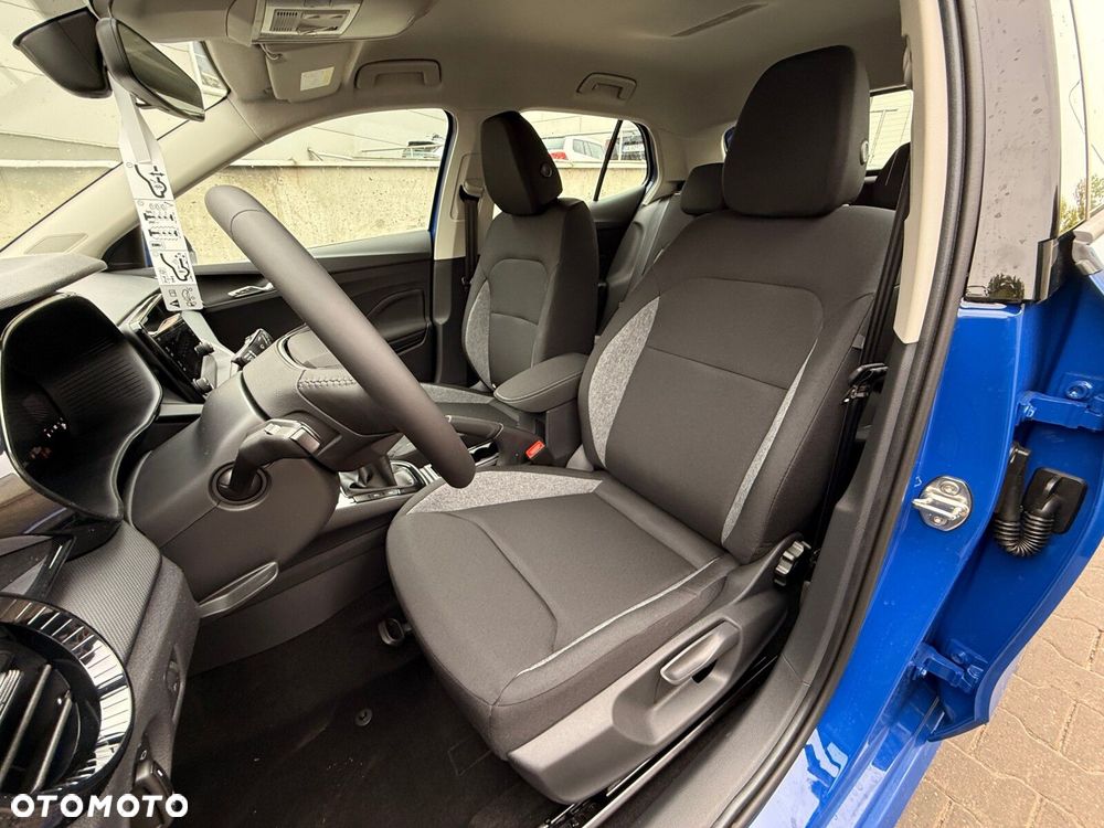 Skoda Fabia 1.0 Essence - 12