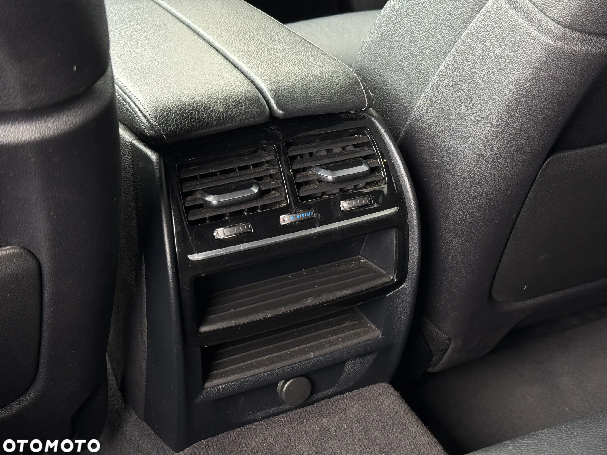 BMW Seria 5 520d Touring Sport Line - 27