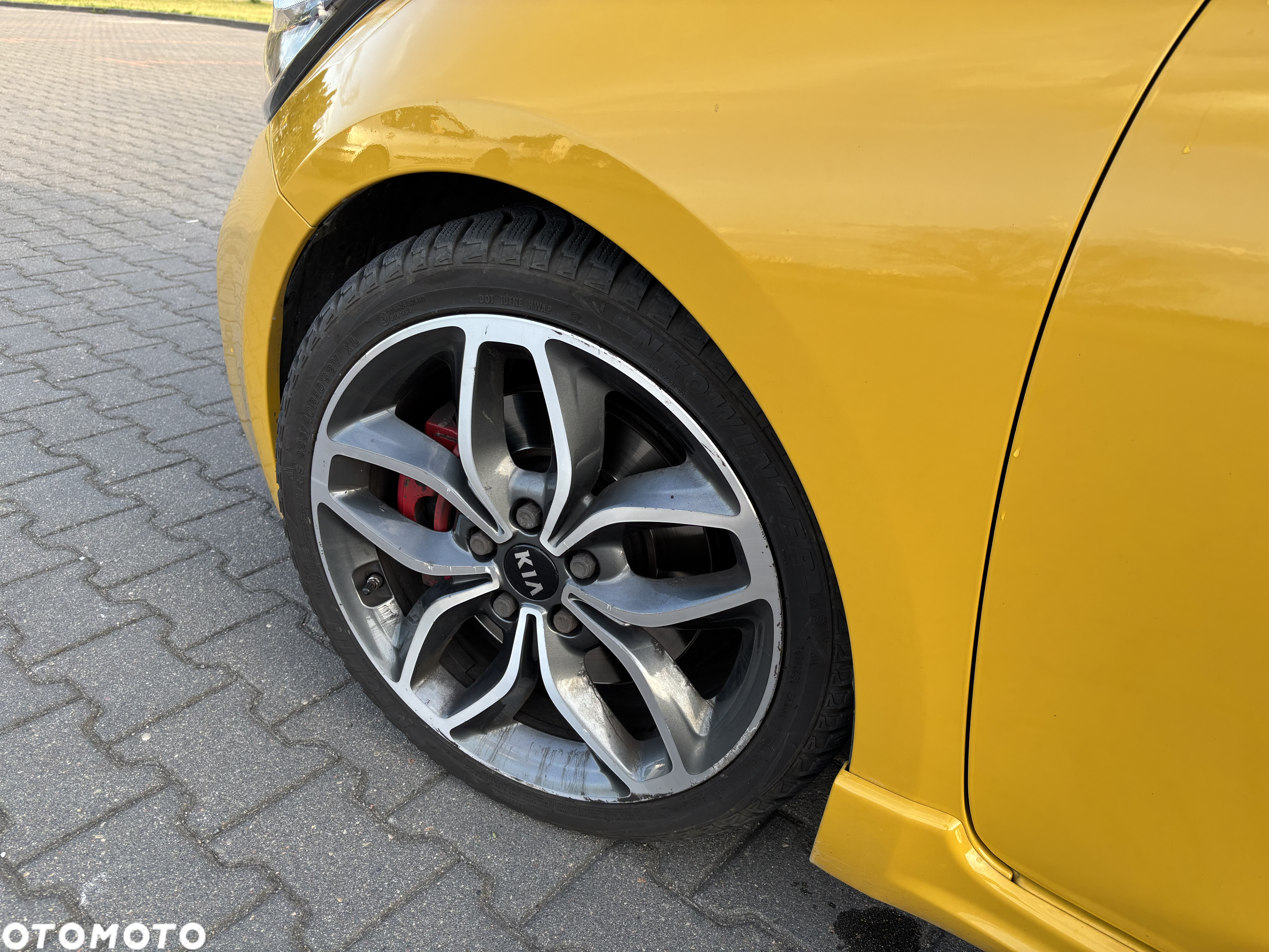 Kia Ceed Cee'd 1.6 T-GDI GT - 4