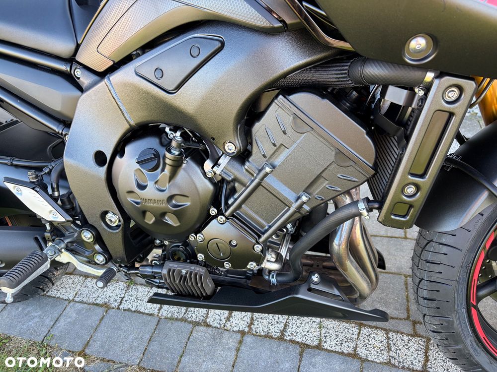 Yamaha FZ8 - 7