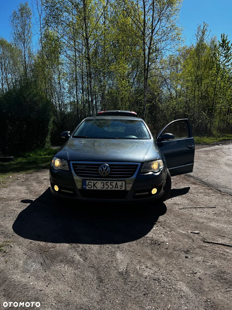Volkswagen Passat 1.9 TDI DPF BlueMotion - 4