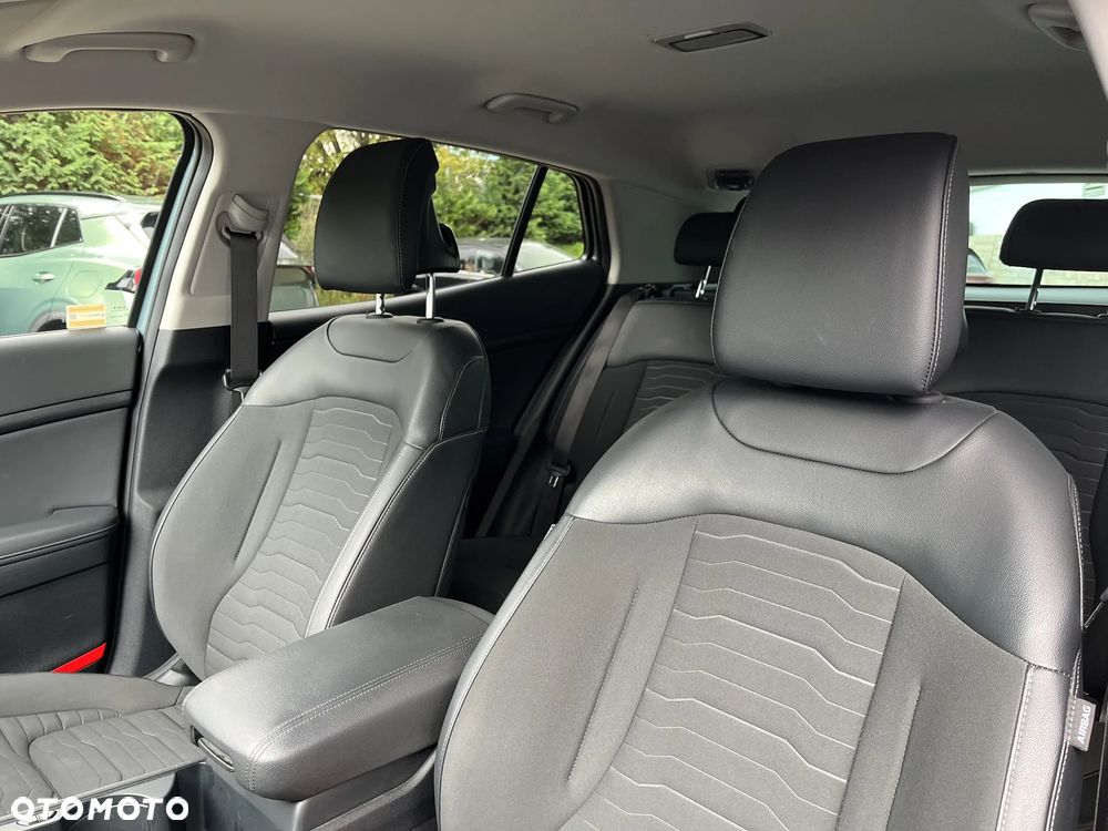 Kia Sportage 1.6 T-GDI MHEV Business Line 2WD DCT - 11