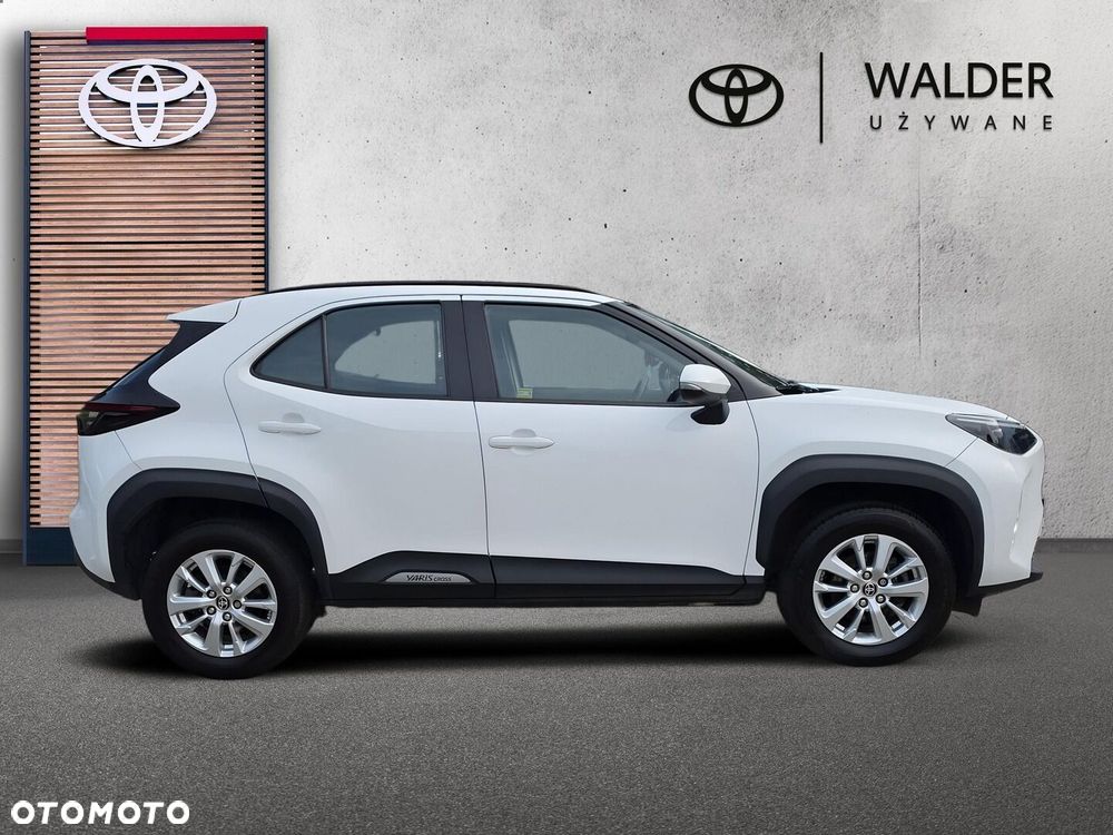 Toyota Yaris Cross Hybrid 1.5 Comfort 4x4 - 9
