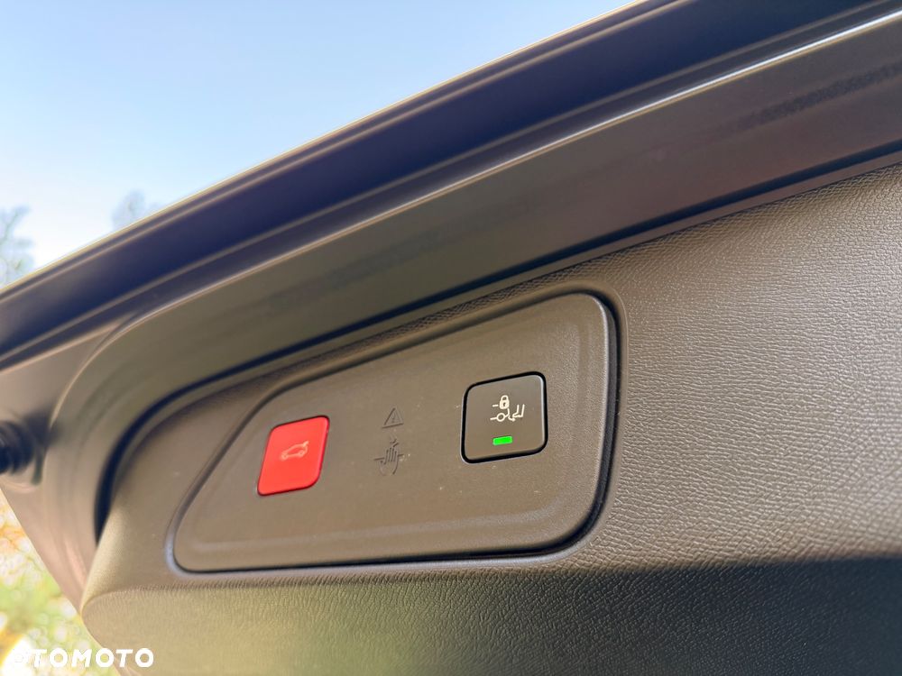 Peugeot 3008 BlueHDi 130 Stop & Start EAT8 GT - 17