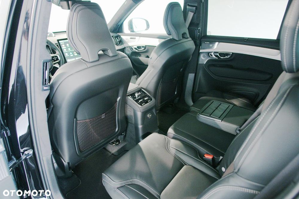 Volvo XC 90 T8 AWD Plug-In Hybrid Ultra Black Edition 7os - 18