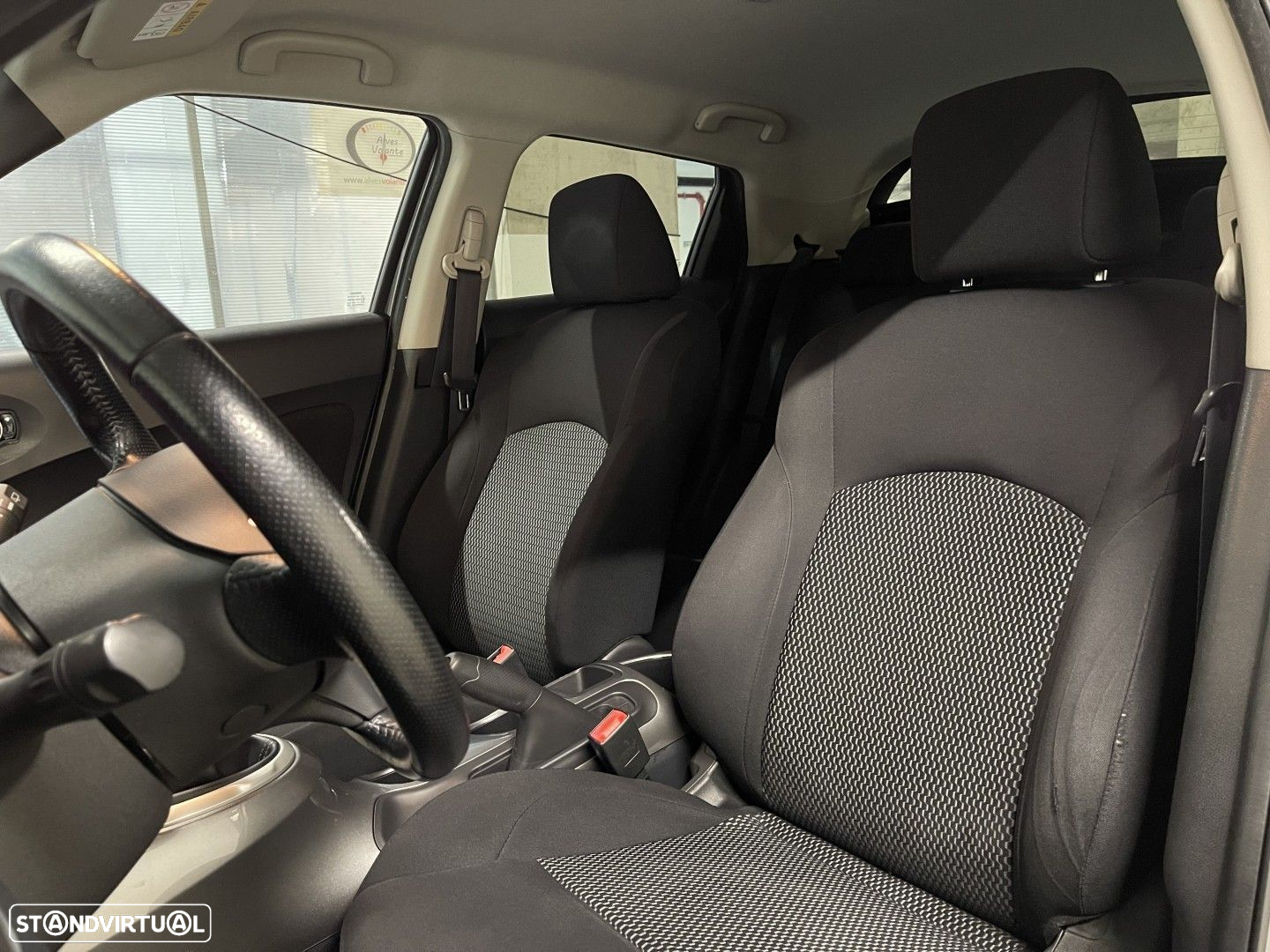 Nissan Juke 1.5 dCi N-Connecta - 38