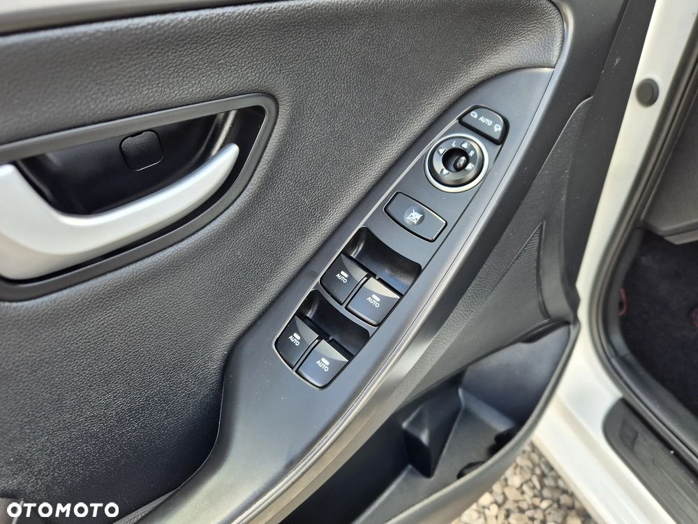 Hyundai i30 1.6 T GDI Turbo - 21