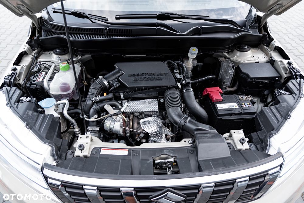Suzuki Vitara 1.5 Dualjet Hybrid AGS Comfort+ "SHINKAI" - 40