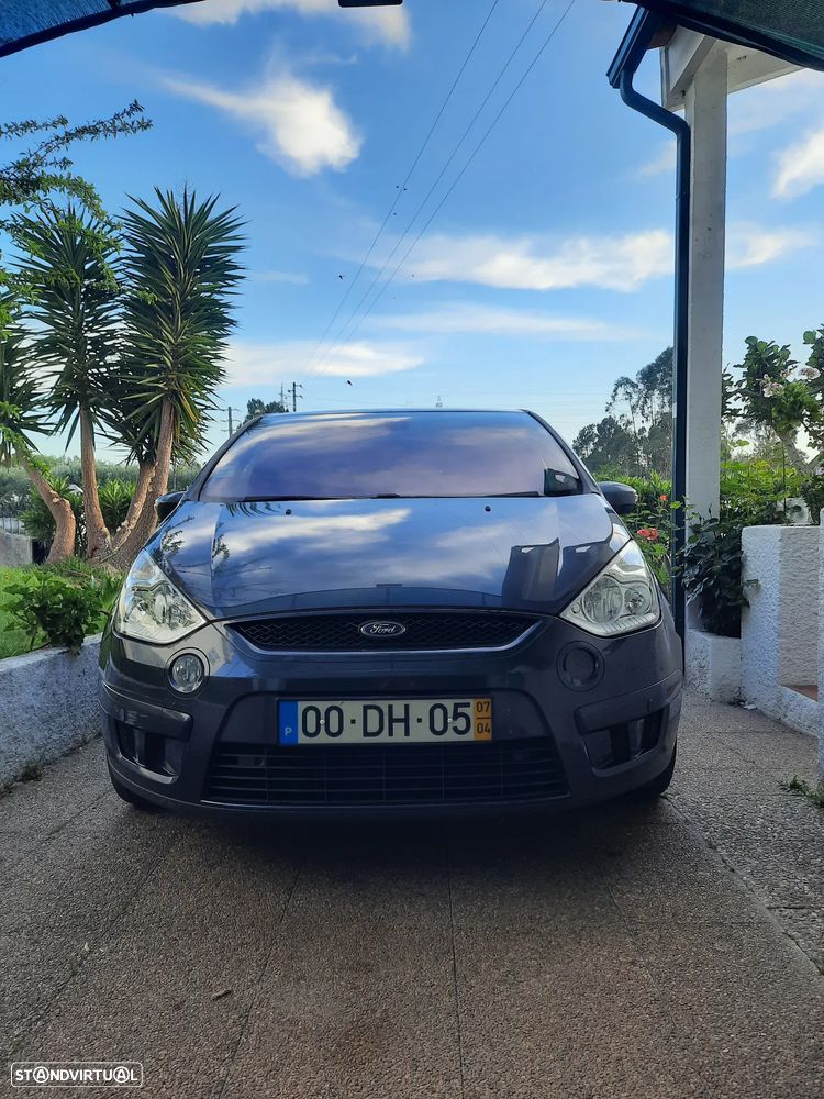 Ford S-Max 1.8 TDCi Titanium 7L - 22