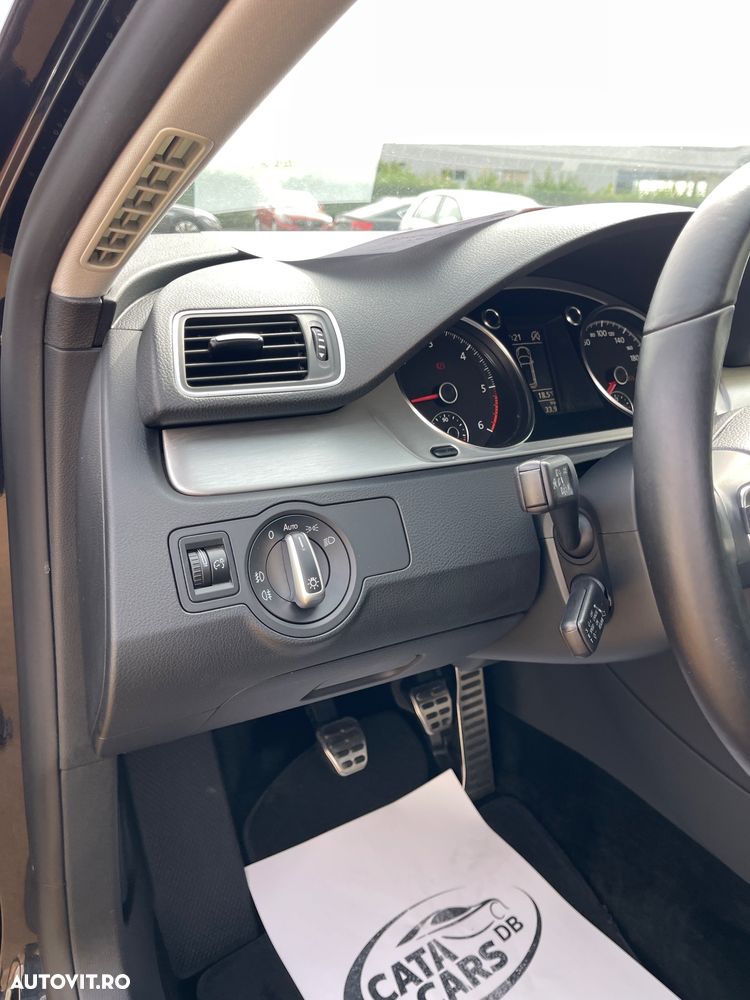 Volkswagen Passat Alltrack 2.0 TDI 4Motion BlueMotion Tec - 32