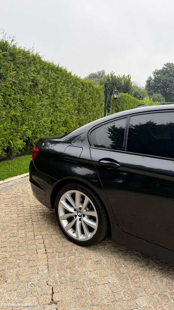 BMW 525 d Auto - 3