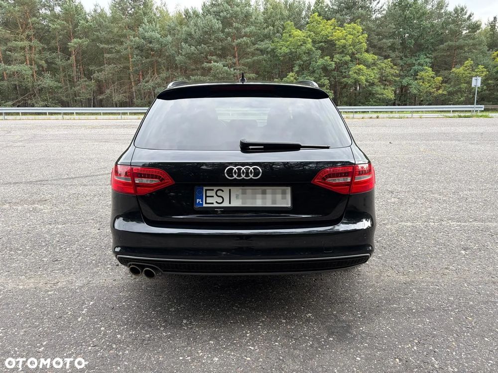 Audi A4 Avant 2.0 TDI DPF quattro S tronic S line Sportpaket - 6