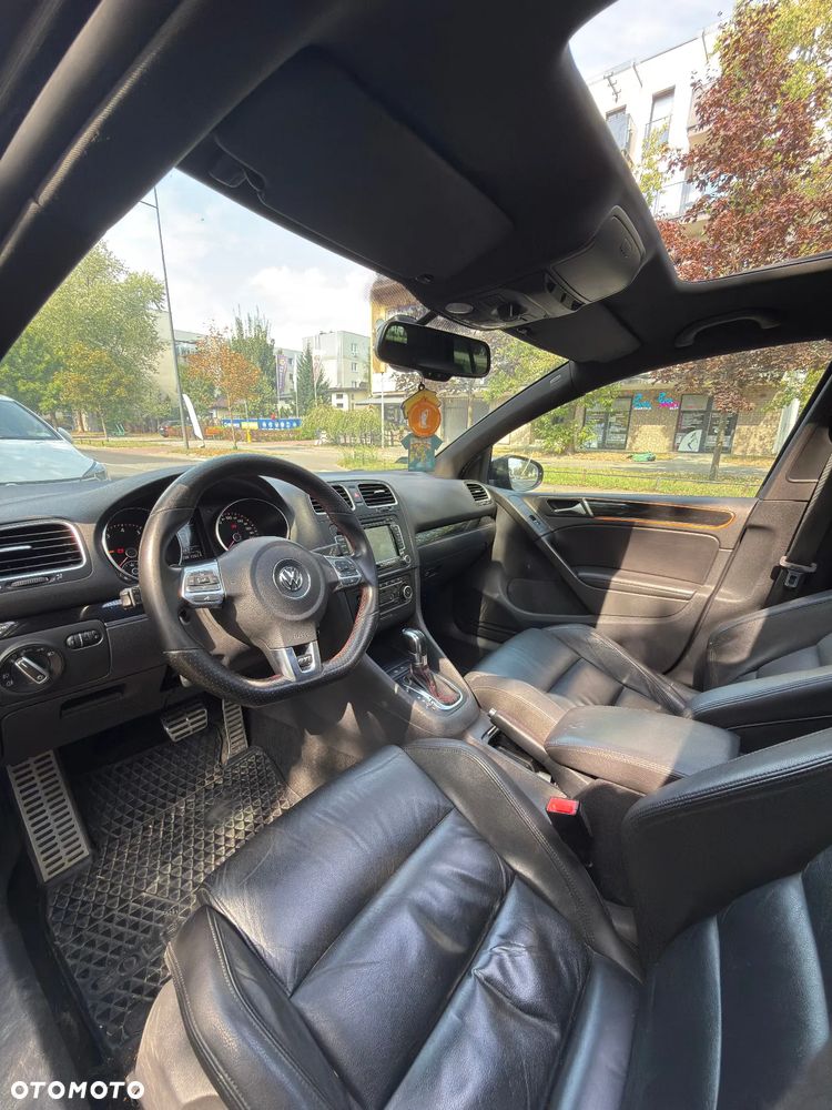 Volkswagen Golf - 15